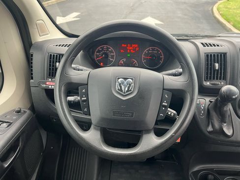 Used 2016 RAM ProMaster 2500 w/ Premium Appearance Group image 33