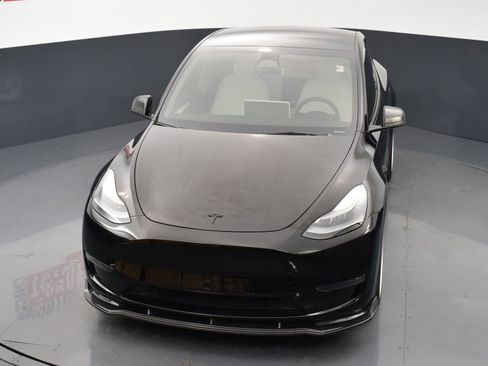 Used 2023 Tesla Model Y Long Range image 28
