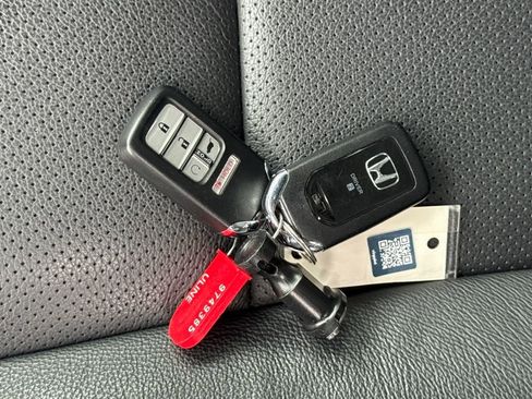 Certified 2024 Honda Passport TrailSport image 28