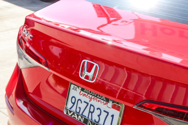 Used 2023 Honda Civic LX image 9