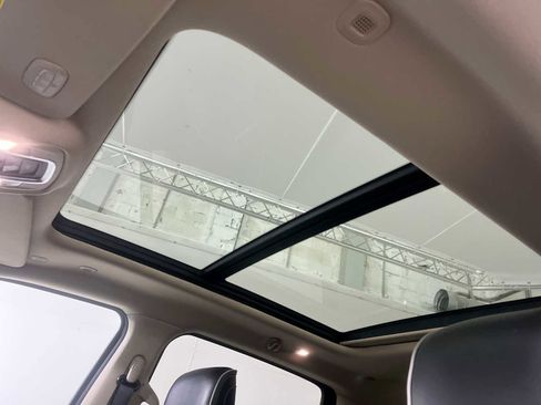 Used 2021 RAM 1500 Laramie image 16