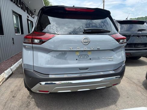 Used 2022 Nissan Rogue Platinum w/ Head-Up Display Package AWD/4WD image 5