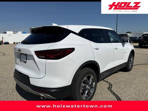 Used 2025 Chevrolet Blazer LT AWD/4WD image 6