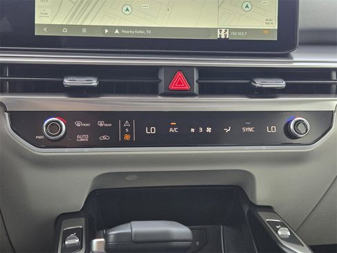 New 2025 Kia Sorento S w/ Panoramic Sunroof Package image 16