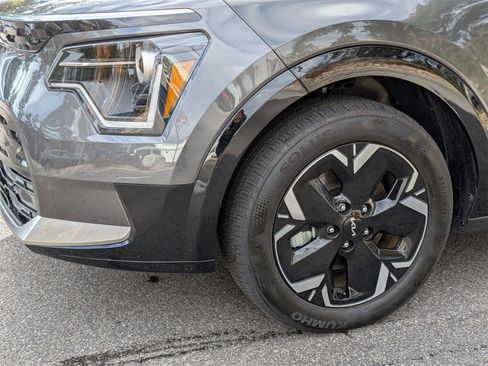 Used 2024 Kia Niro Wind image 9