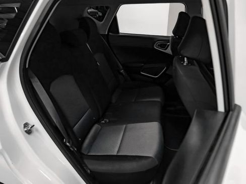 Used 2022 Kia Soul LX FWD image 28