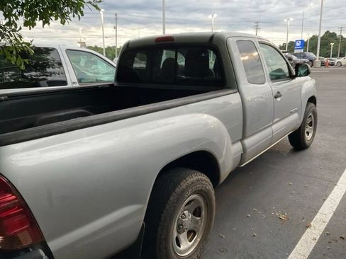 Used 2013 Toyota Tacoma 2WD Access Cab w/ Convenience Pkg image 6