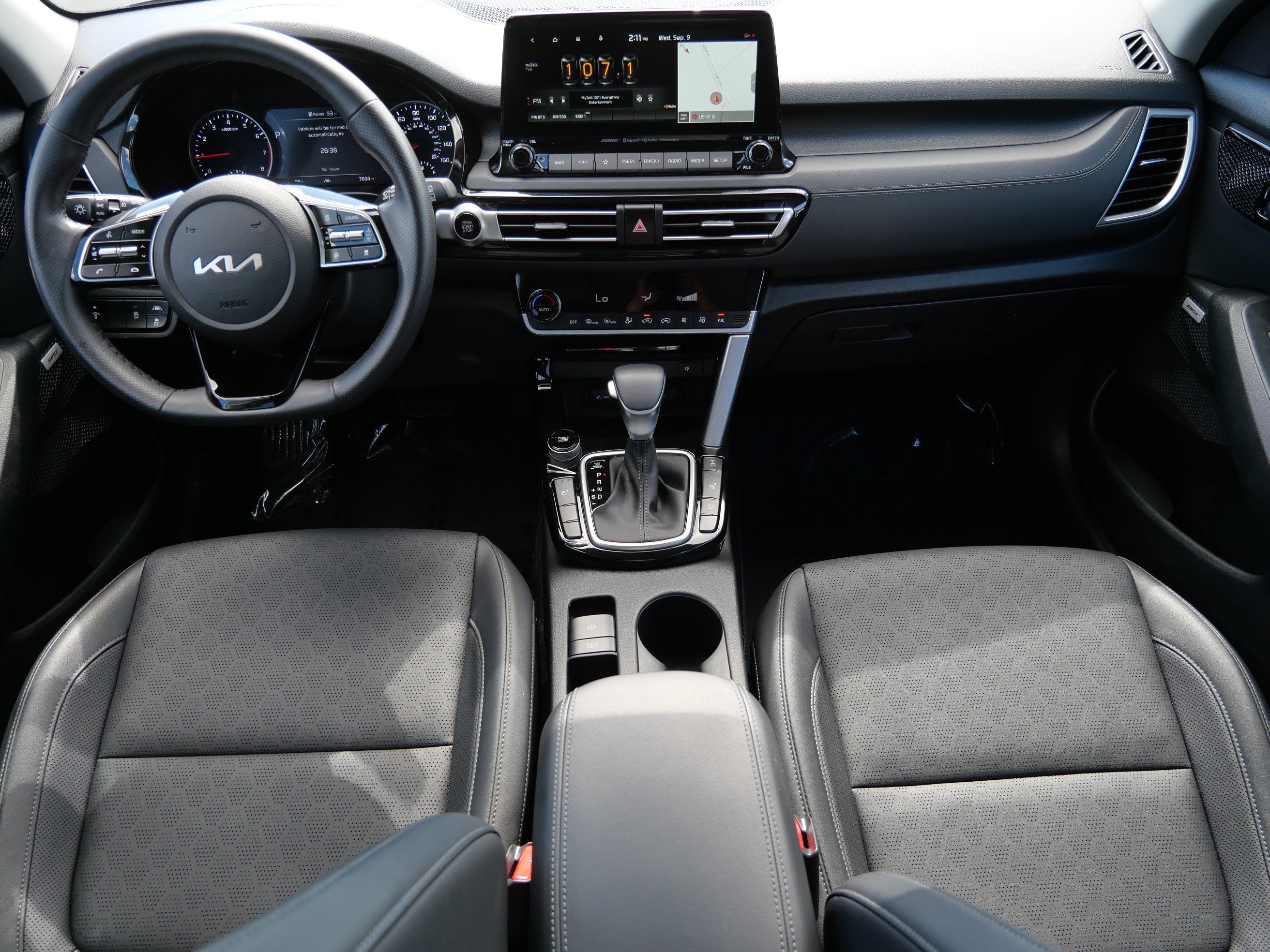 Used 2022 Kia Seltos SX w/ Sunroof Package AWD/4WD image 9