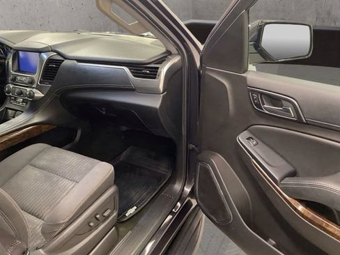 Used 2017 Chevrolet Suburban LS w/ All-Season Package AWD/4WD image 19