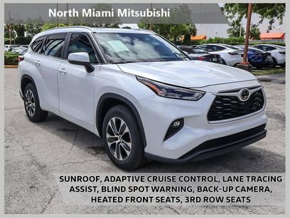 Used 2023 Toyota Highlander XLE