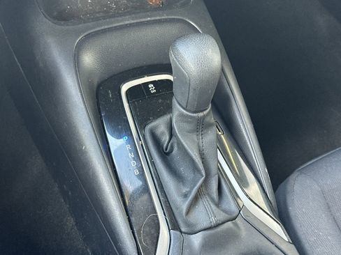 Used 2025 Toyota Corolla LE image 19