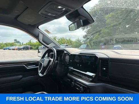 Used 2022 Chevrolet Silverado 1500 LT w/ Protection Package AWD/4WD image 6