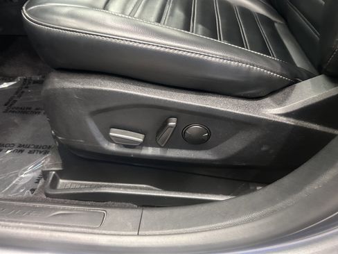 Certified 2024 Ford Edge SEL image 16