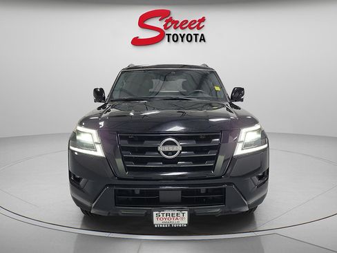 Used 2022 Nissan Armada SL w/ Midnight Edition Package RWD image 6
