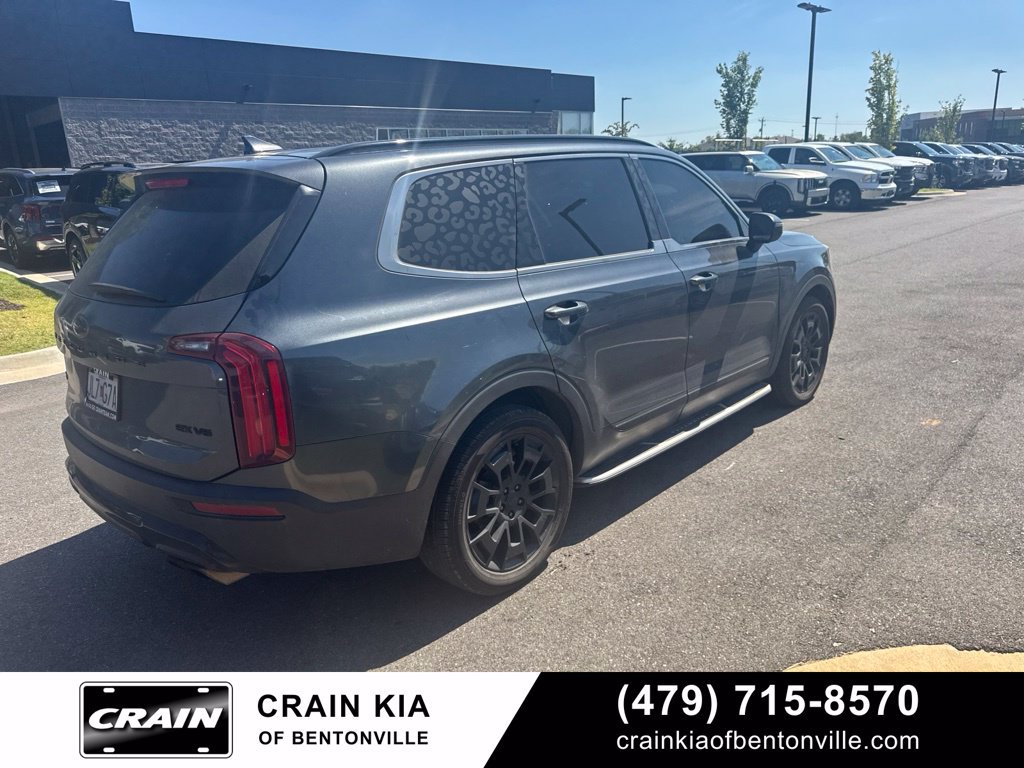 Used 2021 Kia Telluride EX w/ EX Premium Package AWD/4WD image 3