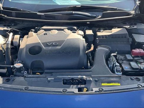 Used 2017 Nissan Maxima Platinum FWD image 8