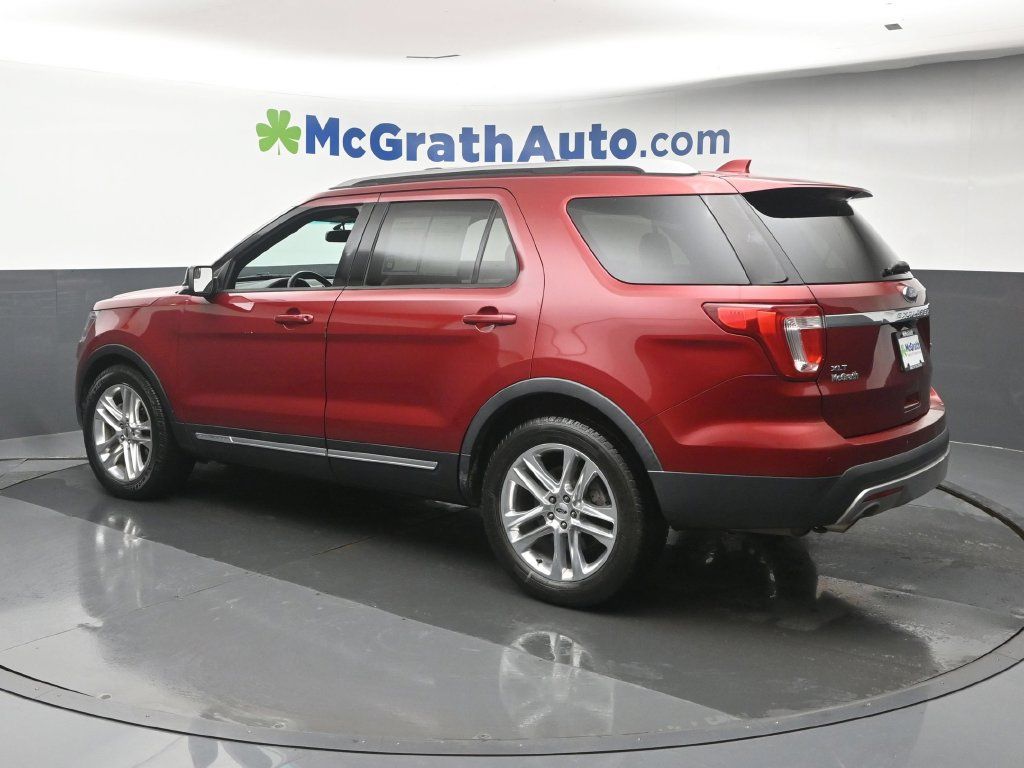 Used 2016 Ford Explorer XLT w/ Equipment Group 202A FWD image 26