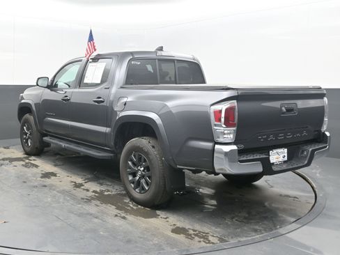 Used 2022 Toyota Tacoma SR5 w/ SR5 Appearance Package (SM) image 6