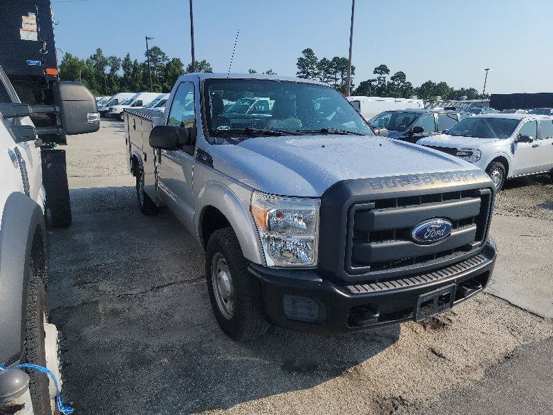 Used 2016 Ford F250 XL RWD image 2