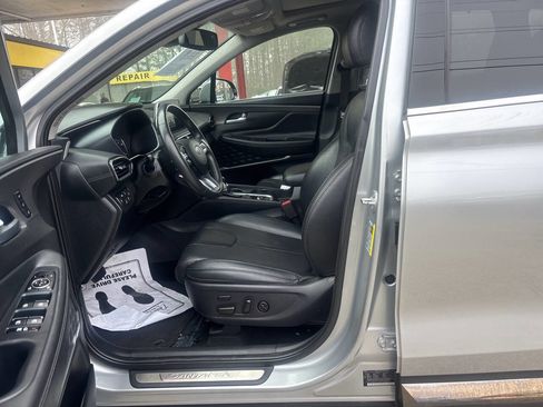 Used 2020 Hyundai Santa Fe Limited image 9