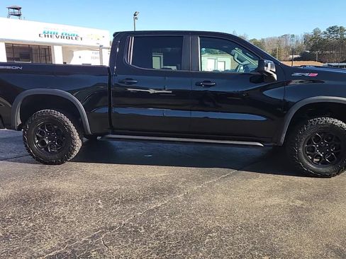 Used 2023 Chevrolet Silverado 1500 ZR2 w/ ZR2 Bison Edition image 18