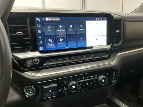 Used 2024 Chevrolet Silverado 3500 High Country w/ High Country Premium Package image 11