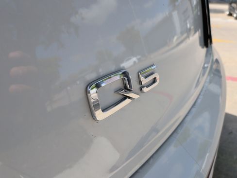 Certified 2023 Audi Q5 2.0T Premium Plus w/ Premium Plus Package image 38