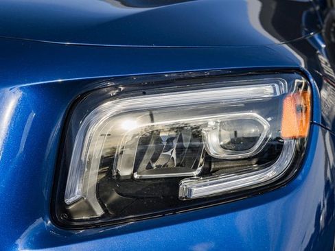 Used 2021 Mercedes-Benz GLB 250 4MATIC image 13