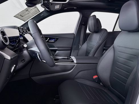 New 2026 Mercedes-Benz GLC 300 image 16