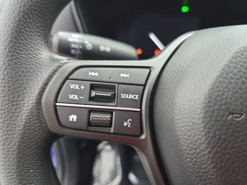Used 2023 Honda CR-V LX image 16