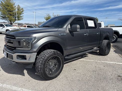Used 2018 Ford F150 XLT w/ Equipment Group 302A Luxury image 14