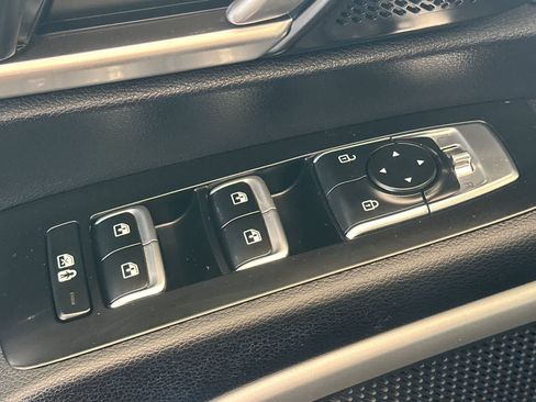 Used 2022 Kia Telluride S AWD/4WD image 13