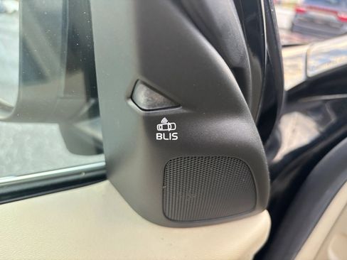 Used 2012 Volvo S60 T5 image 30