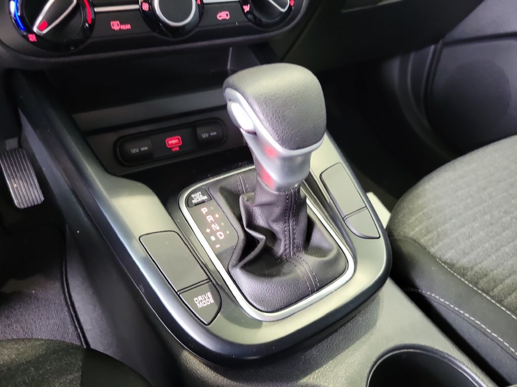 Used 2020 Kia Soul S FWD image 26