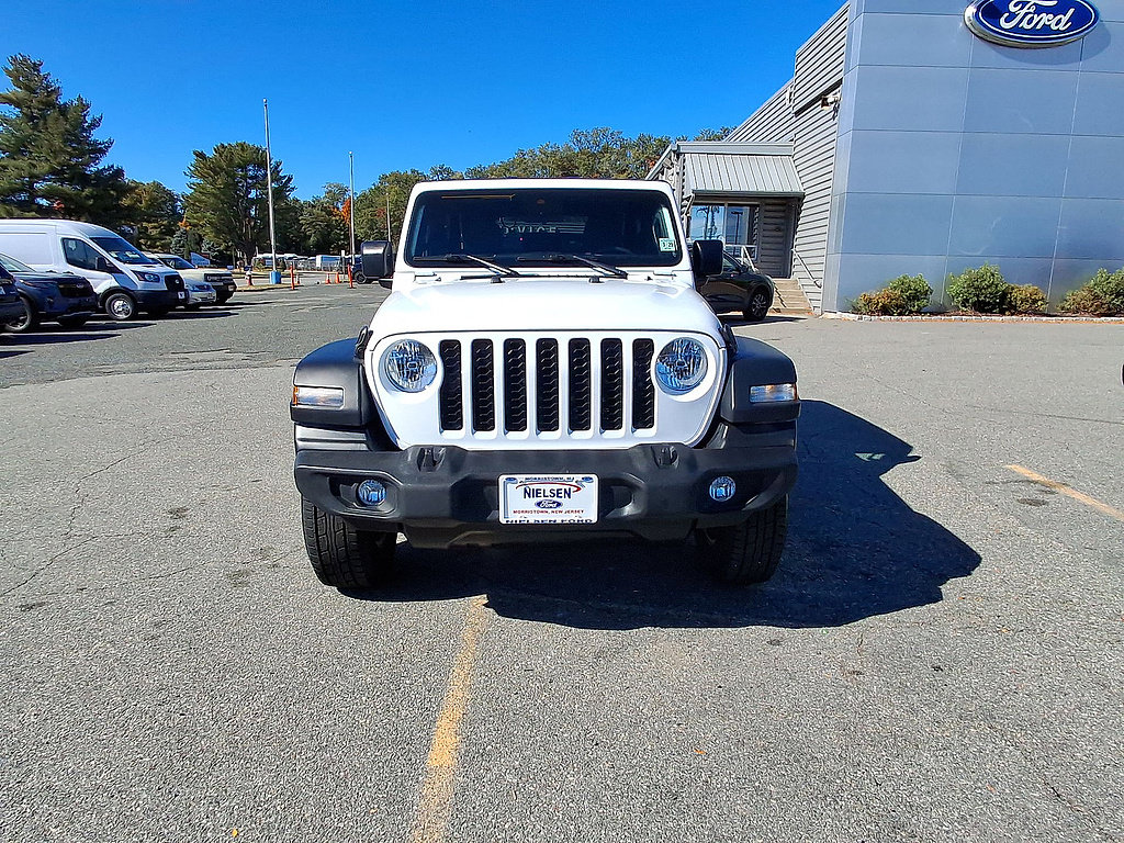 Used 2024 Jeep Wrangler Sport AWD/4WD image 3