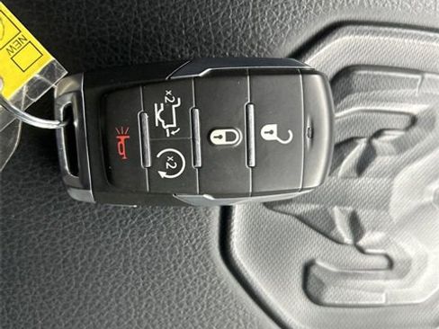 Used 2023 RAM 1500 Laramie image 35