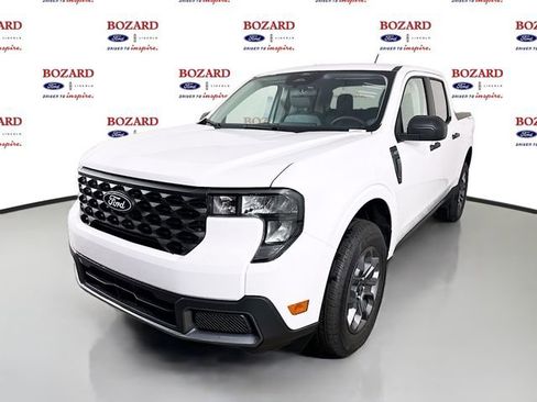 New 2026 Ford Maverick XLT image 3