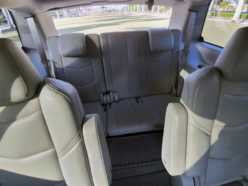 Used 2016 Cadillac Escalade Luxury AWD/4WD image 56