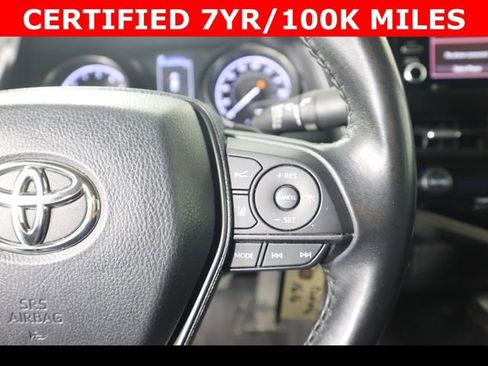 Used 2022 Toyota Camry SE FWD image 40