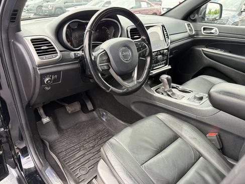 Used 2020 Jeep Grand Cherokee Limited AWD/4WD image 25