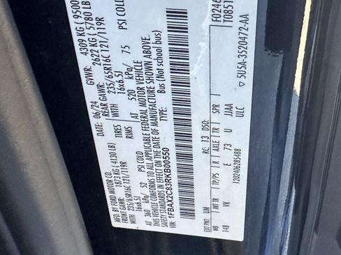 Used 2024 Ford Transit 350 XL image 32