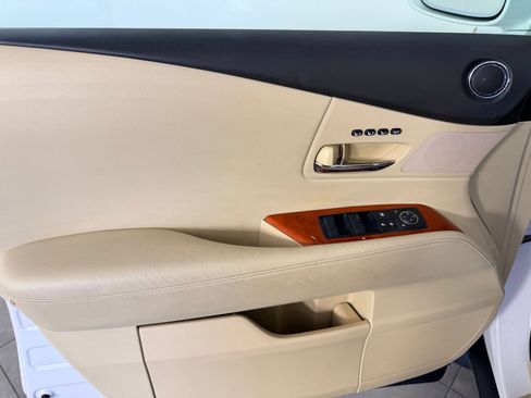 Used 2011 Lexus RX 350 2WD w/ Premium Pkg image 12