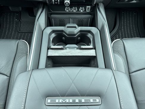 New 2026 RAM 3500 Limited image 34