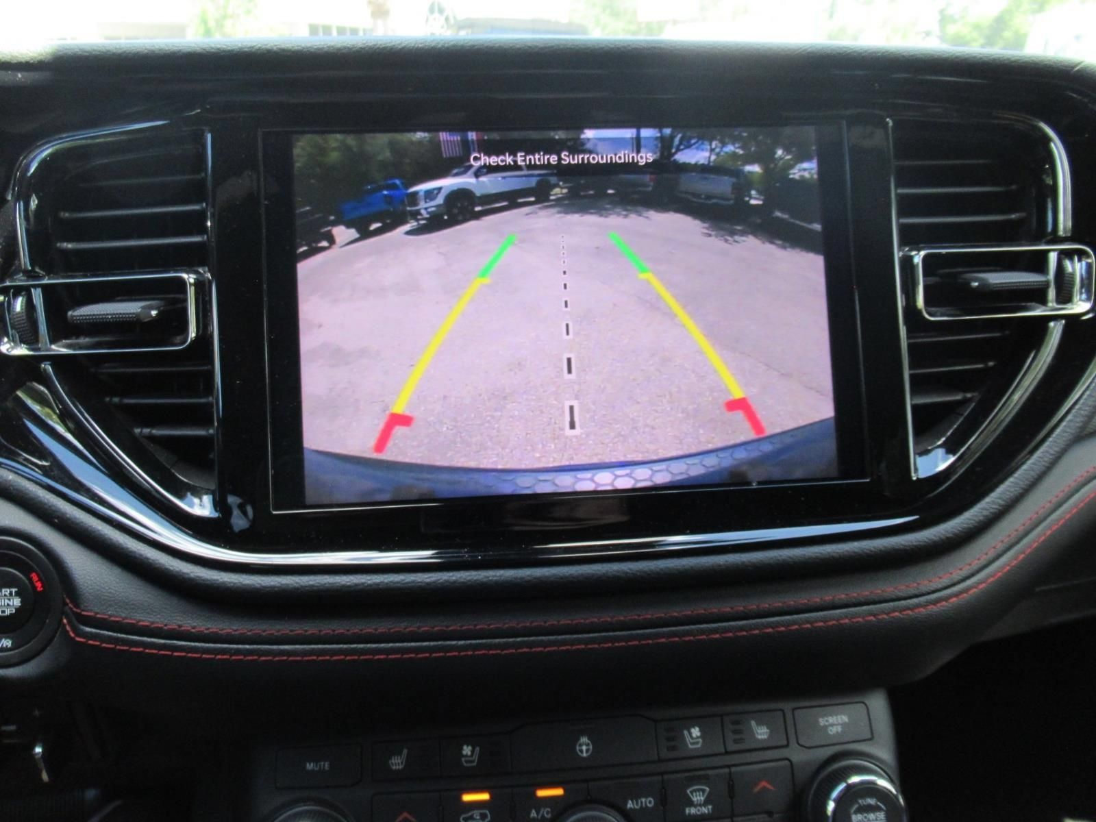 Used 2024 Dodge Durango GT RWD image 30