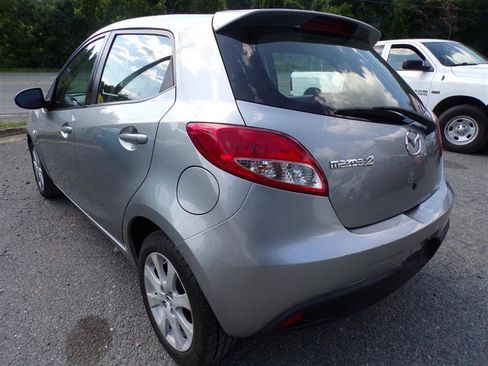 Used 2012 MAZDA MAZDA2 Touring FWD image 5