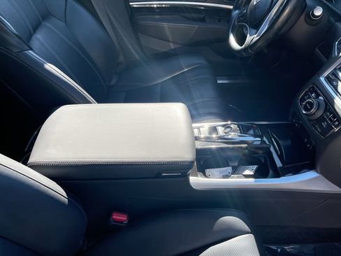 Used 2018 Acura RLX Sport Hybrid w/ Advance Pkg image 39