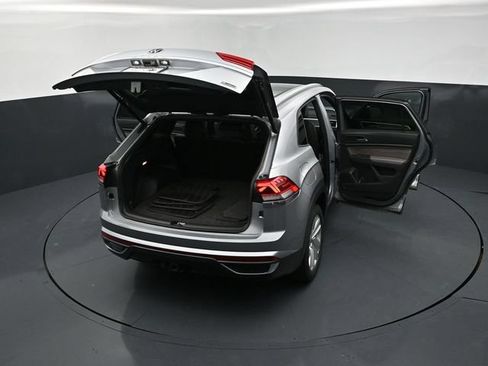 Used 2021 Volkswagen Atlas Cross Sport SE w/ Panoramic Sunroof Package AWD/4WD image 26