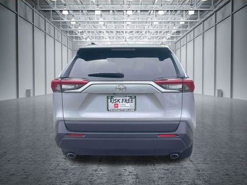 Certified 2021 Toyota RAV4 XLE AWD/4WD image 9
