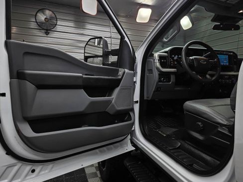 Used 2024 Ford F350 XL AWD/4WD image 32