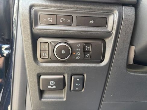 Used 2024 Ford F150 Lariat w/ Equipment Group 502A High AWD/4WD image 27